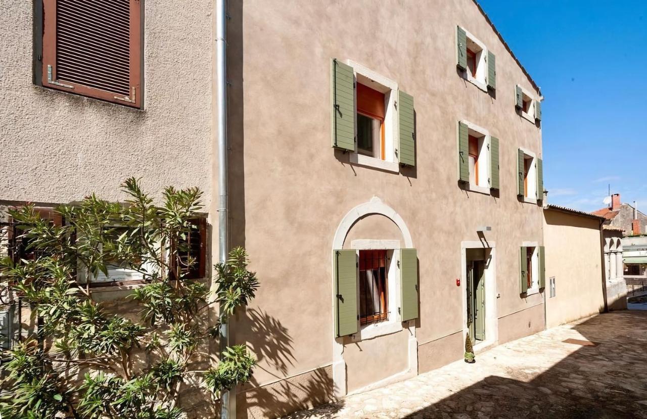 Boutique Wrungel Hotel Vrsar Exterior photo